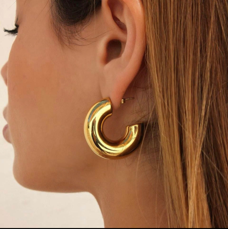 Celestial Harmony: Centered Embrace - C-Shaped 18K Gold Filled Hoop Earrings